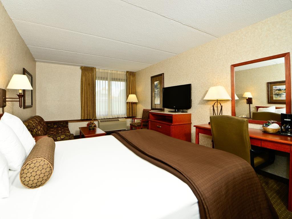 Ramada By Wyndham Plymouth Hotel & Conference Center Luaran gambar