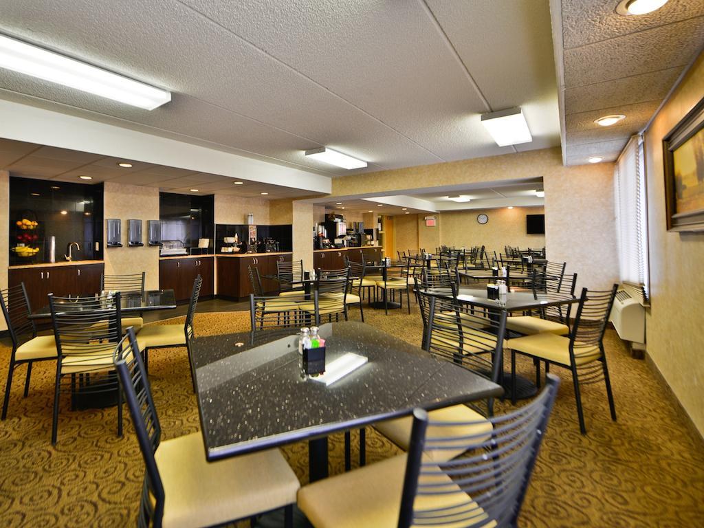 Ramada By Wyndham Plymouth Hotel & Conference Center Luaran gambar