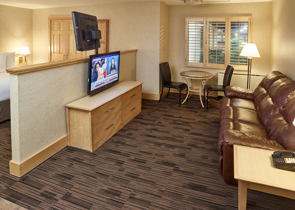 Ramada By Wyndham Plymouth Hotel & Conference Center Luaran gambar
