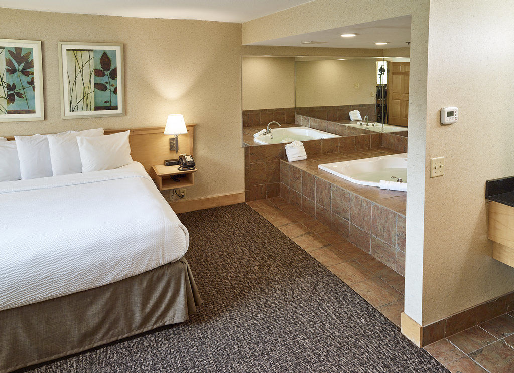 Ramada By Wyndham Plymouth Hotel & Conference Center Luaran gambar