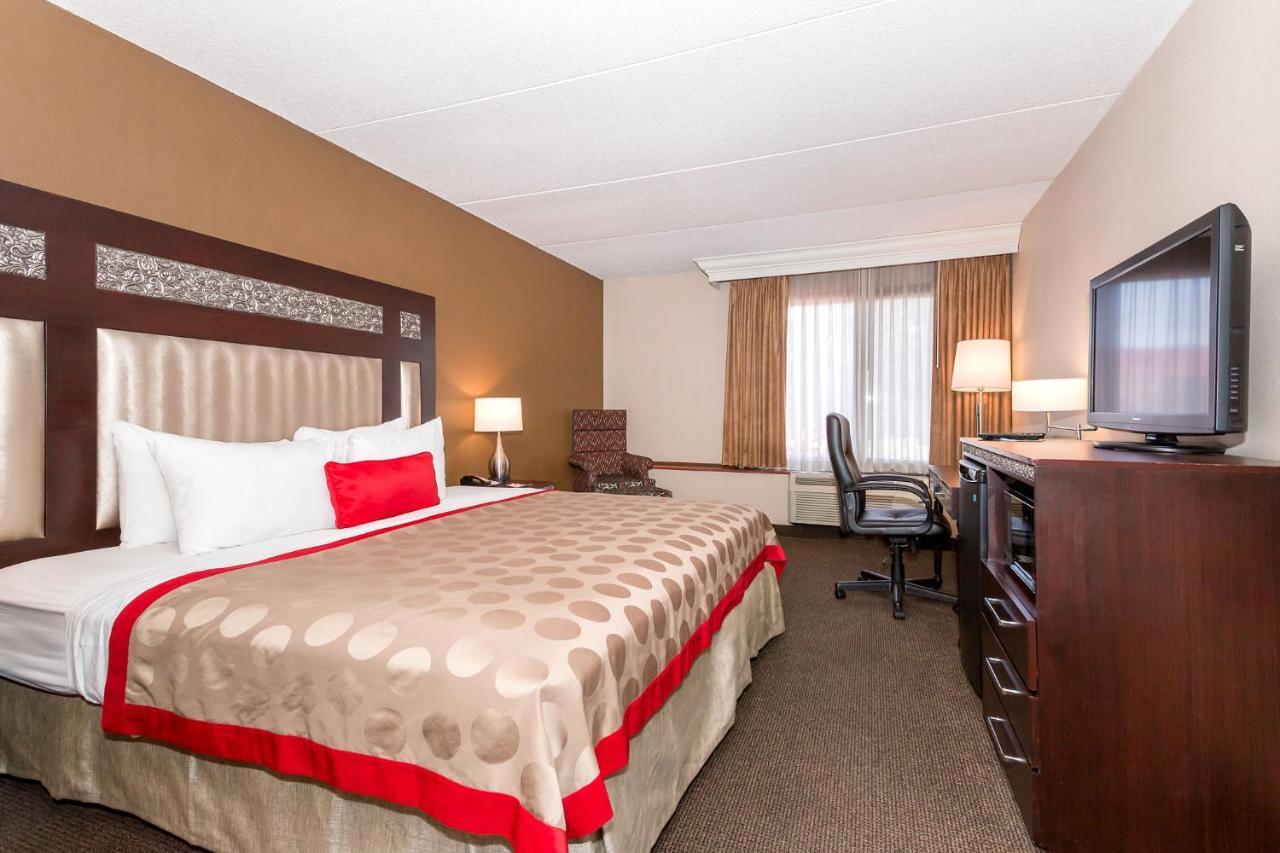 Ramada By Wyndham Plymouth Hotel & Conference Center Luaran gambar