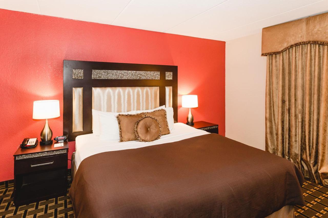 Ramada By Wyndham Plymouth Hotel & Conference Center Luaran gambar